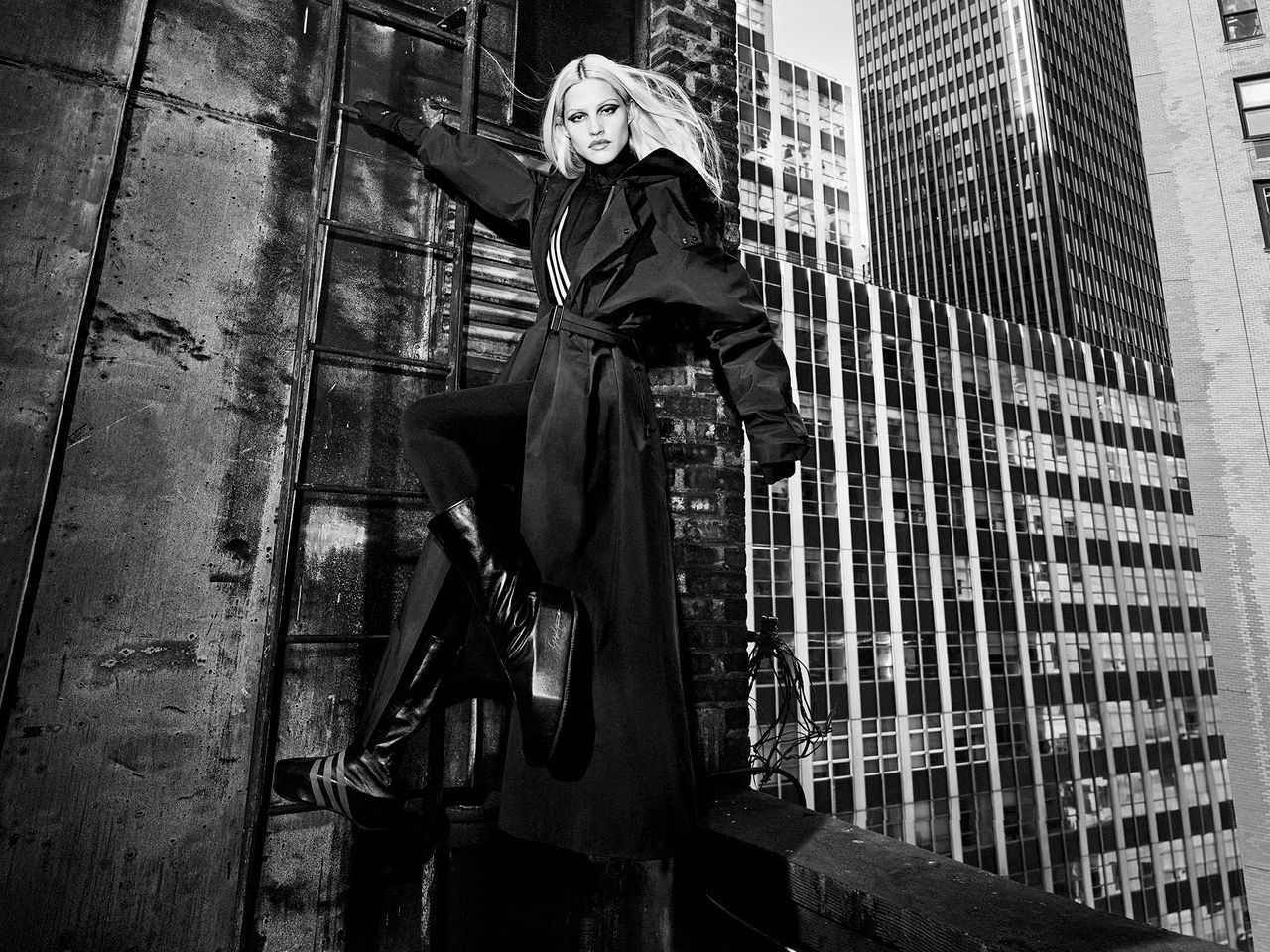 Y-3_FW24_Campaign_7.jpg