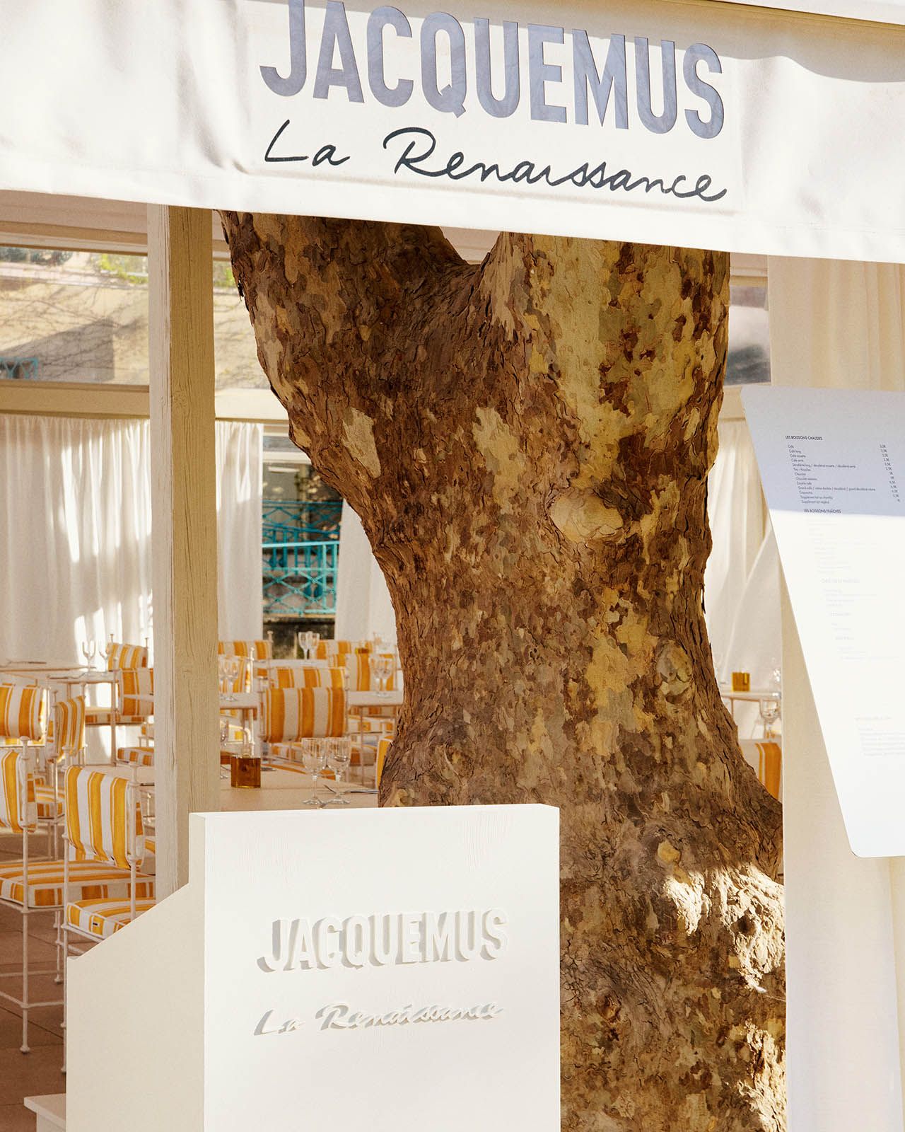 20240328_JACQUEMUS_SAINTTROPEZ_NICE_1120_4X5 copia.jpg