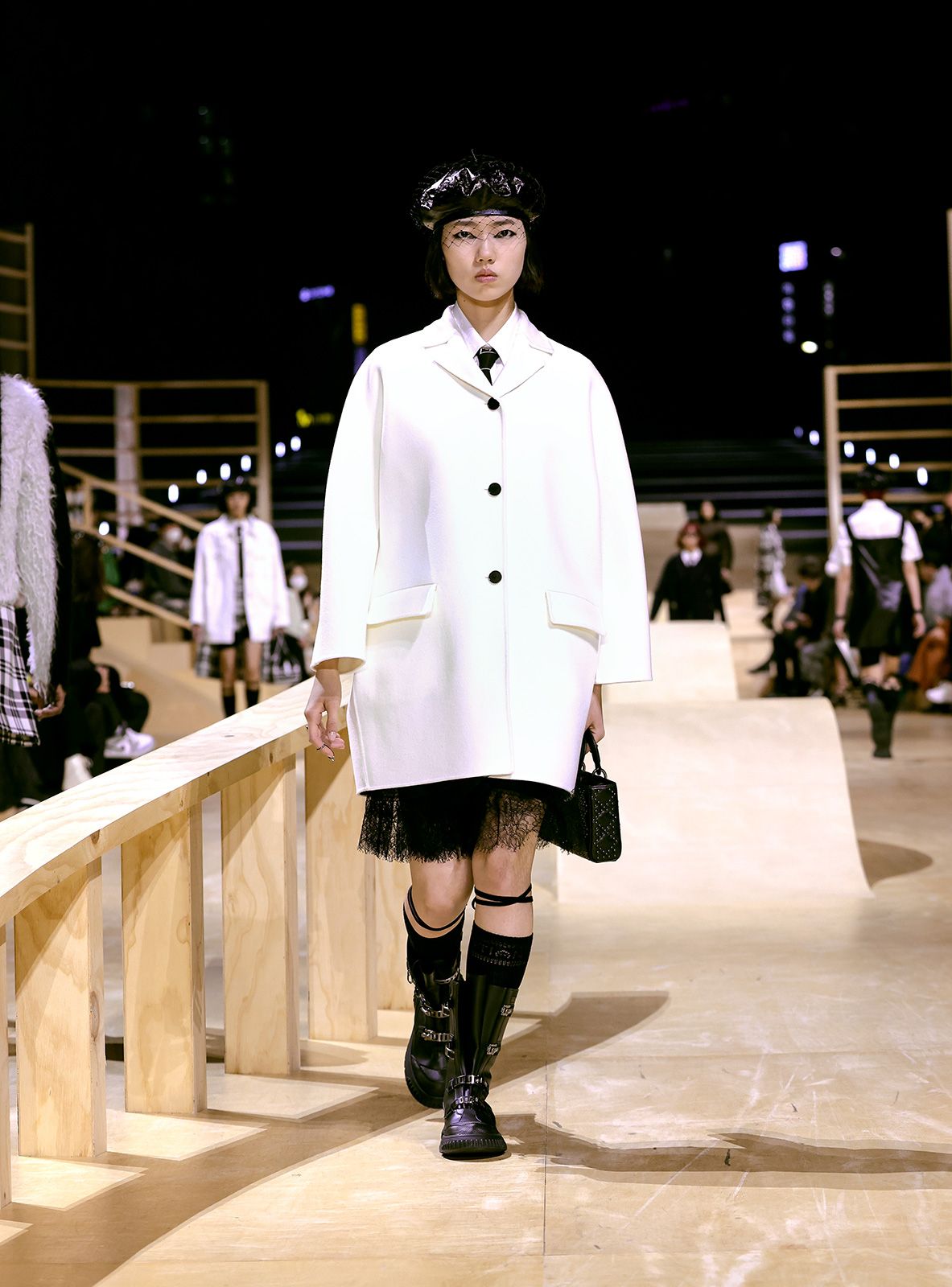 Dior Fall 2022 Show Metalmagazine 36.jpg