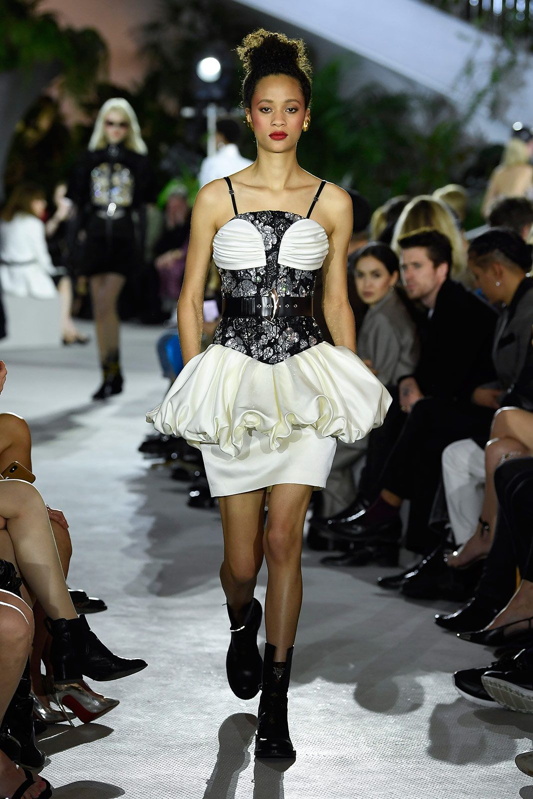 Louis Vuitton Cruise 2020 Metalmagazine 39.jpg