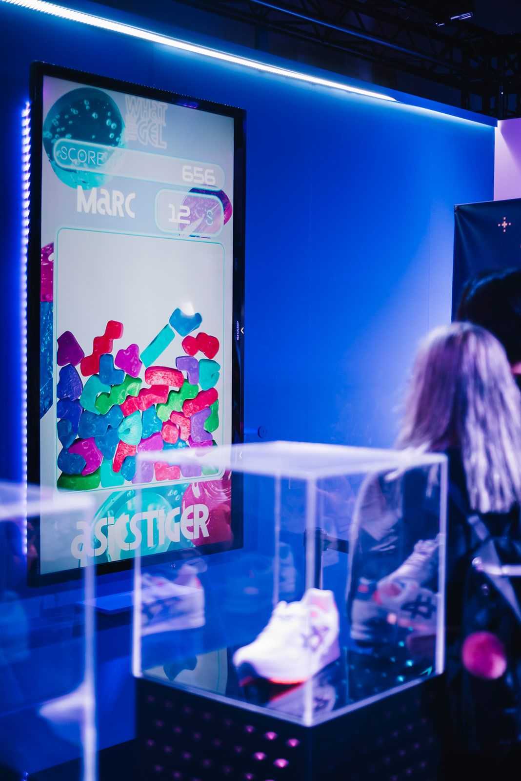 Asicstiger Sonar Metalmagazine 5.jpg
