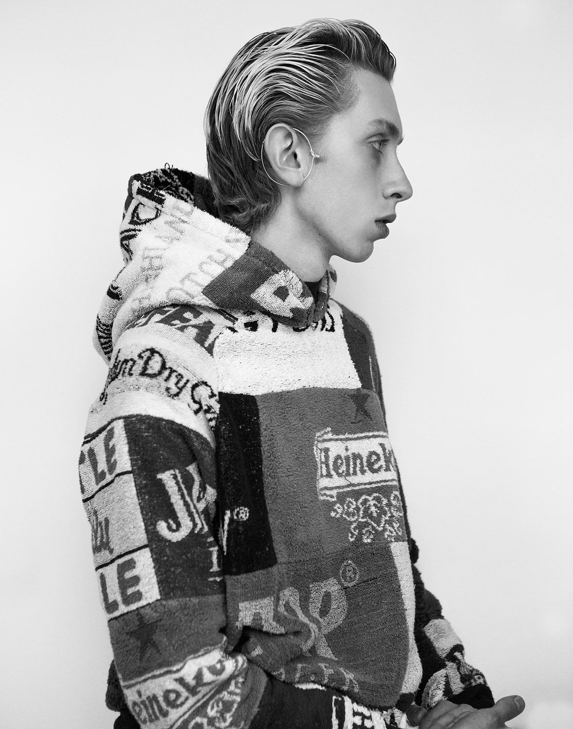 Rodrigo Camuerga Tina Metalmagazine 6.jpg