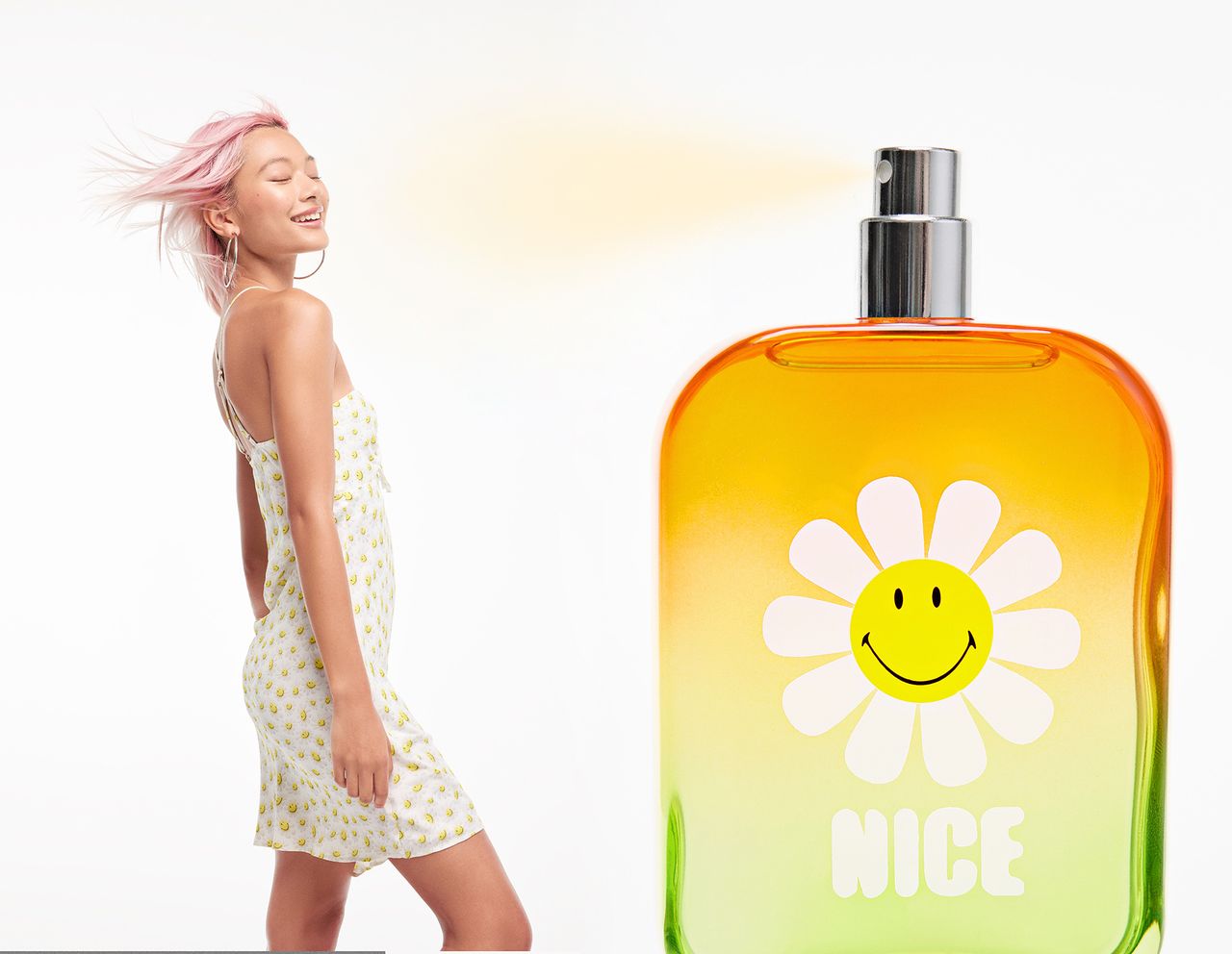 Bershka Teams up With Smiley 14.jpg