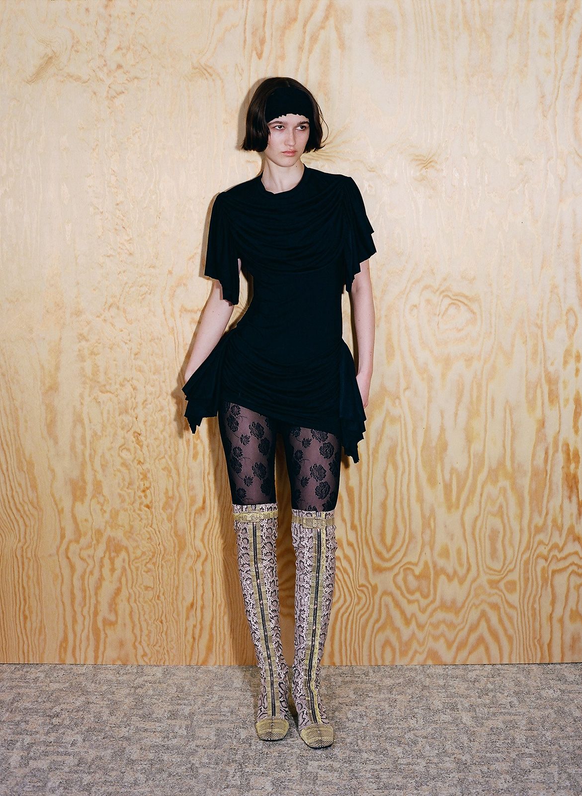 Anne Isabella Metalmagazine 21.jpg