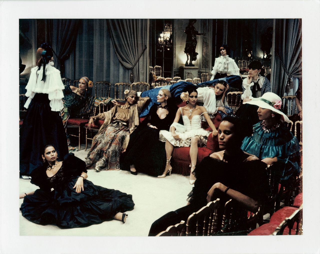 Helmut_Newton_Polaroids_4.jpg