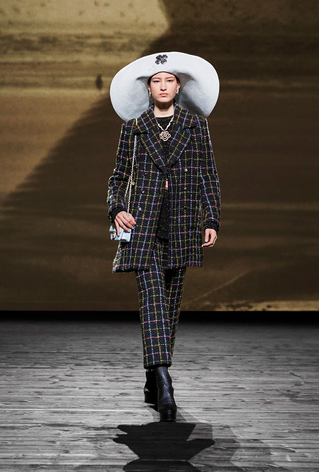 Chanel-FW-2024_6.jpg