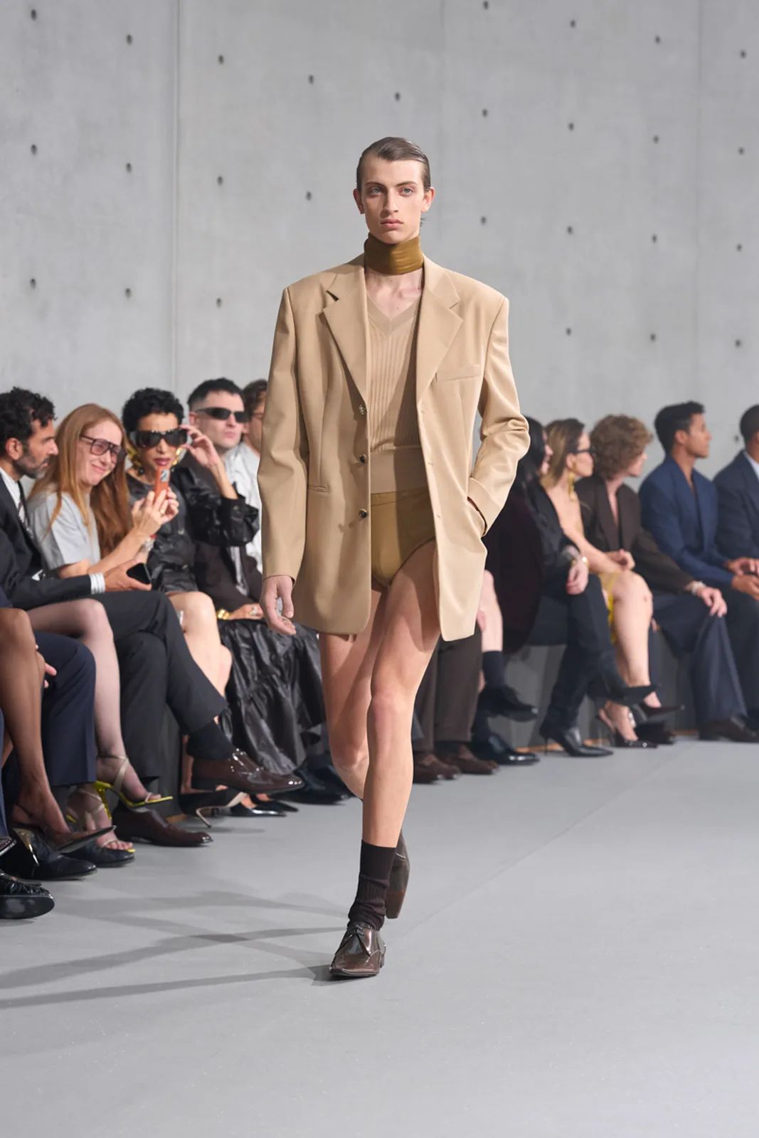 metal-trends-in-menswear-15.webp
