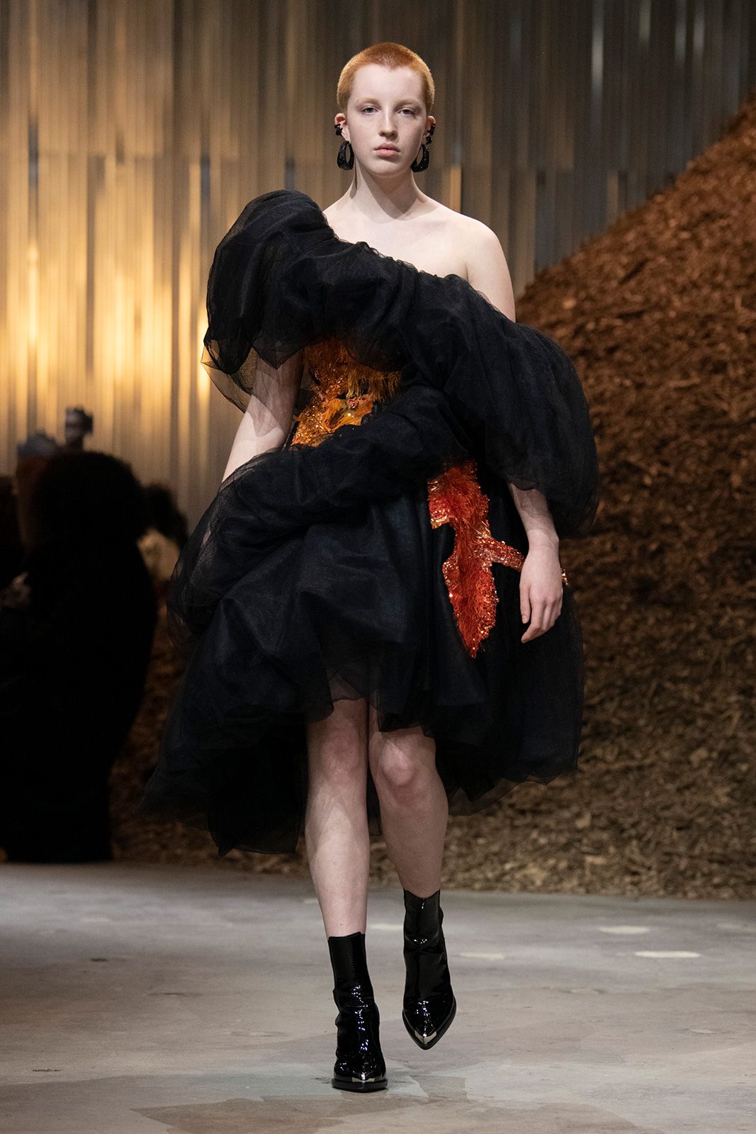 Alexander Mc Queen Fw 2022 Metalmagazine 40.jpg