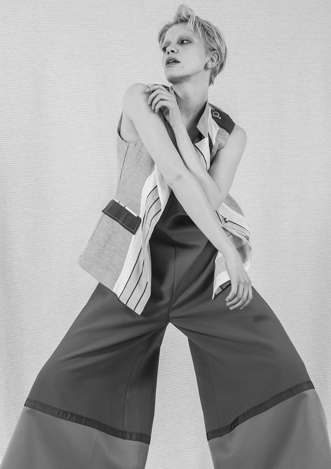 Kayt Webster Brown Metalmagazine 14.jpg