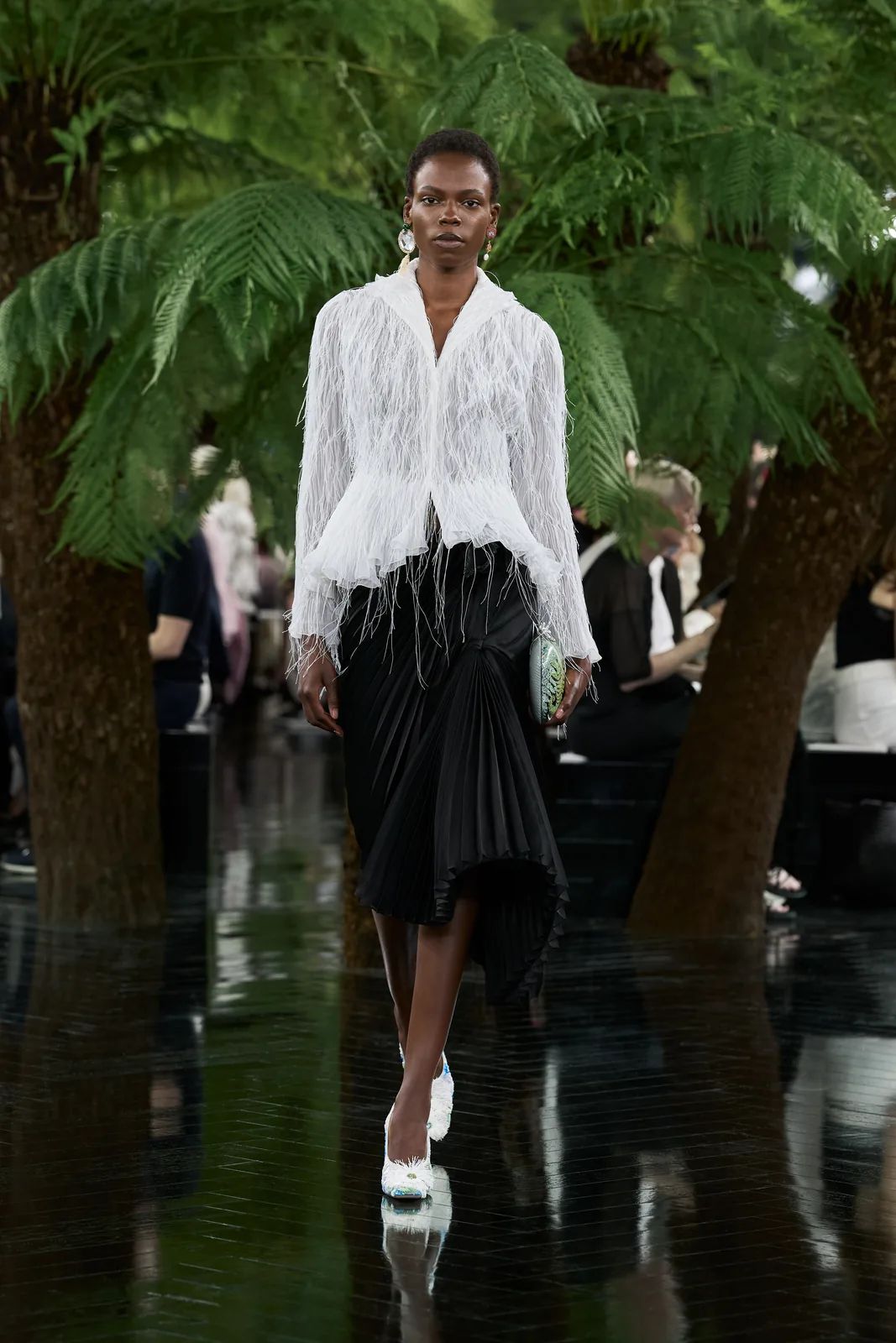 metal-dior-haute-couture-f-w-2026-29.webp