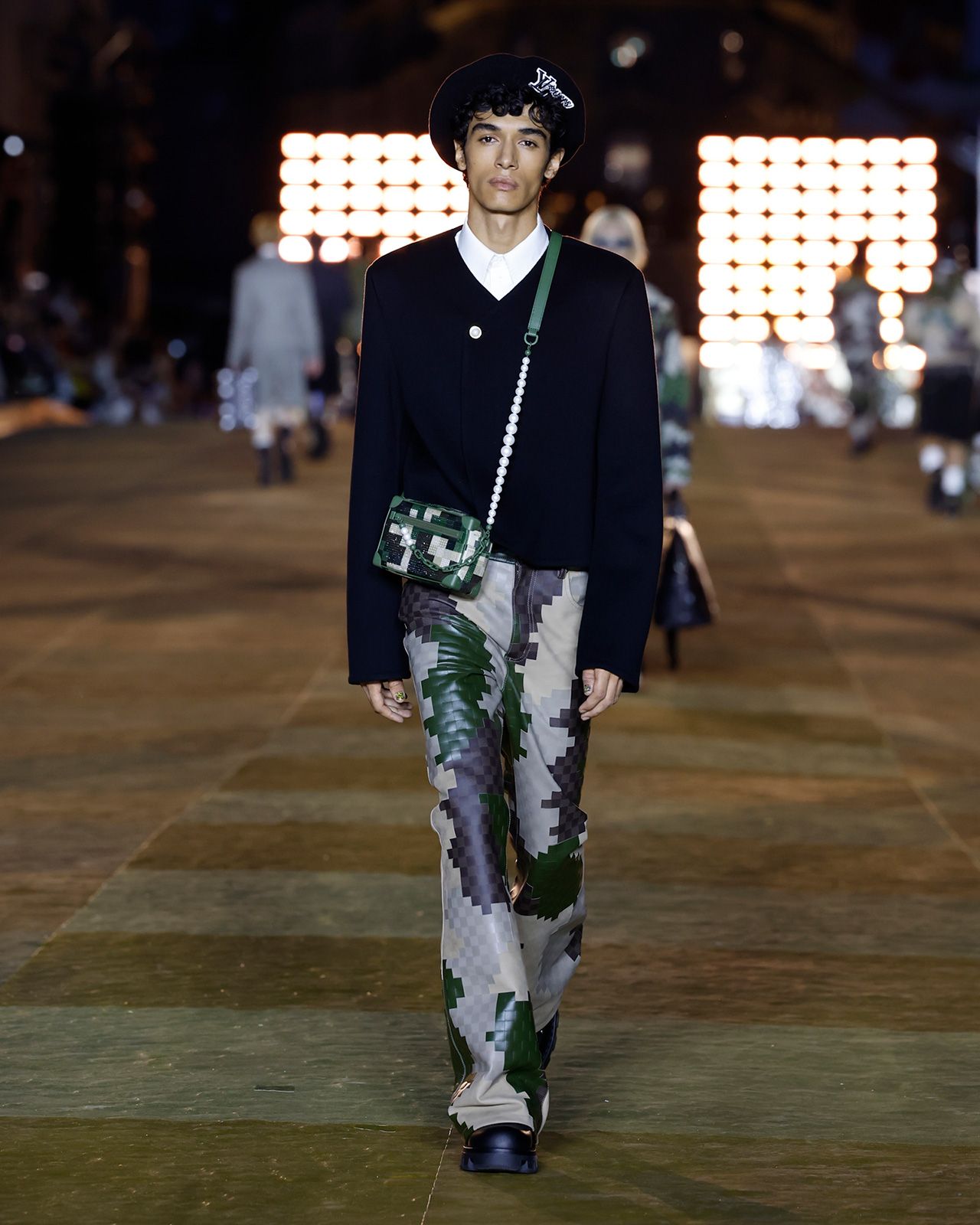 Louis Vuitton Mens Spring Summer 2024 Look 10.jpg