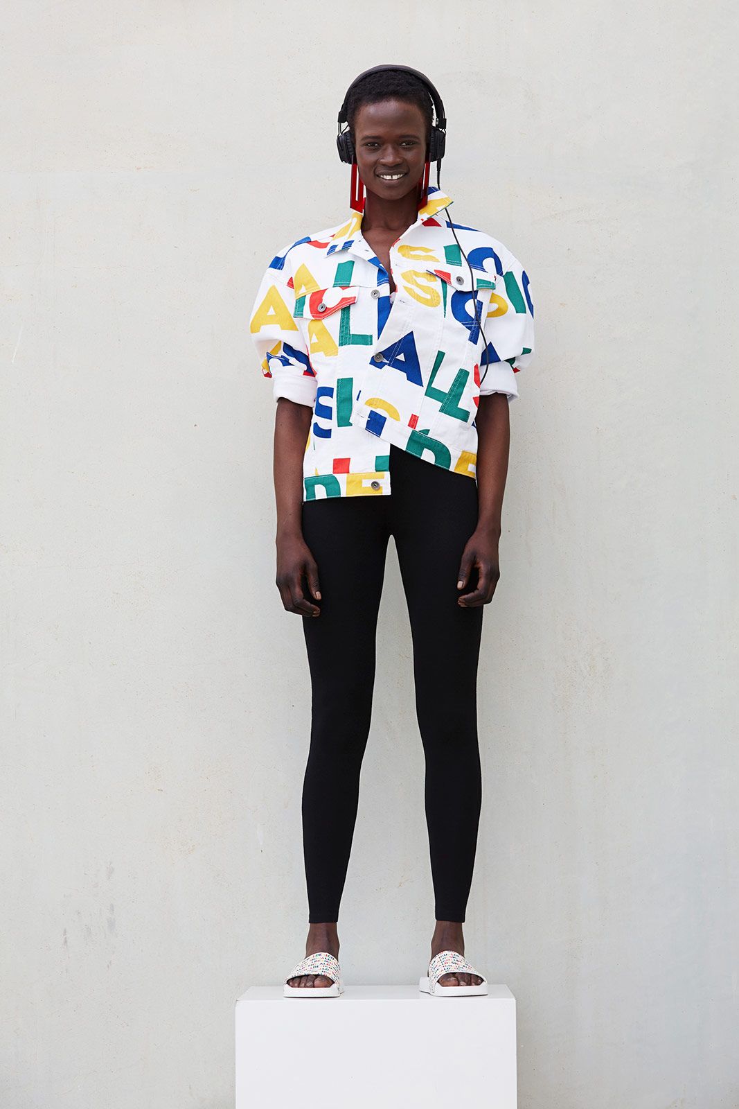 Desigual in Beta Metalmagazine 5.jpg