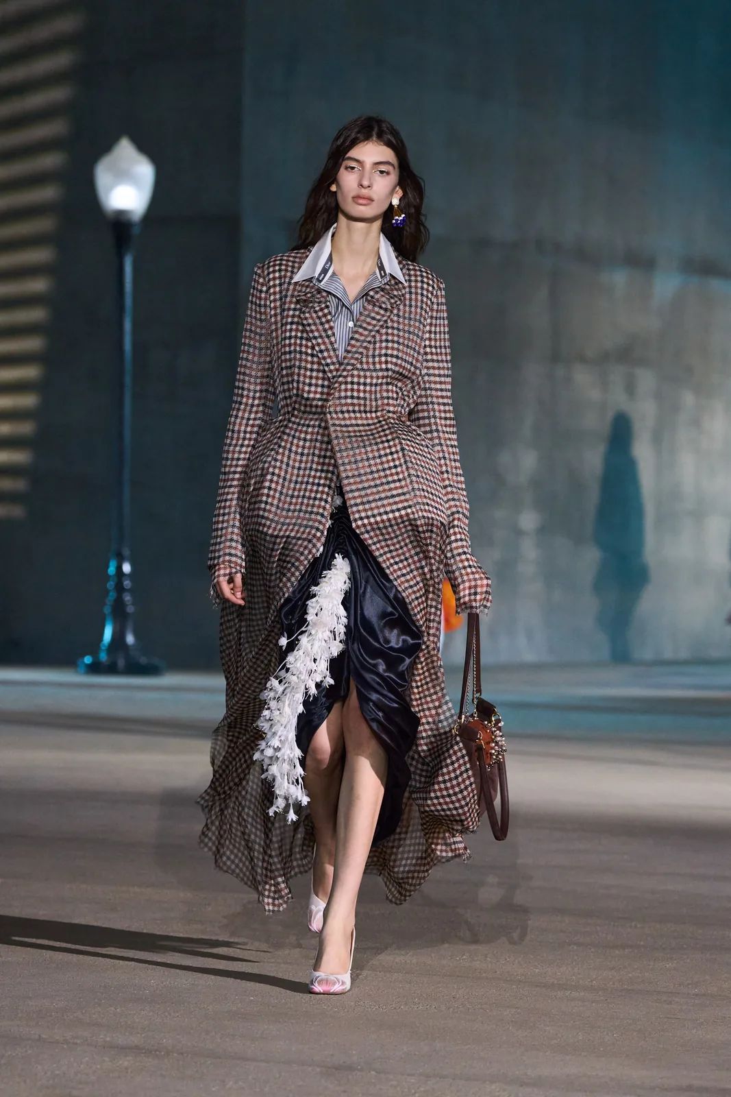 metal-jonathan-anderson-takes-over-la-for-his-cruise-2026-debut-collection-32.webp