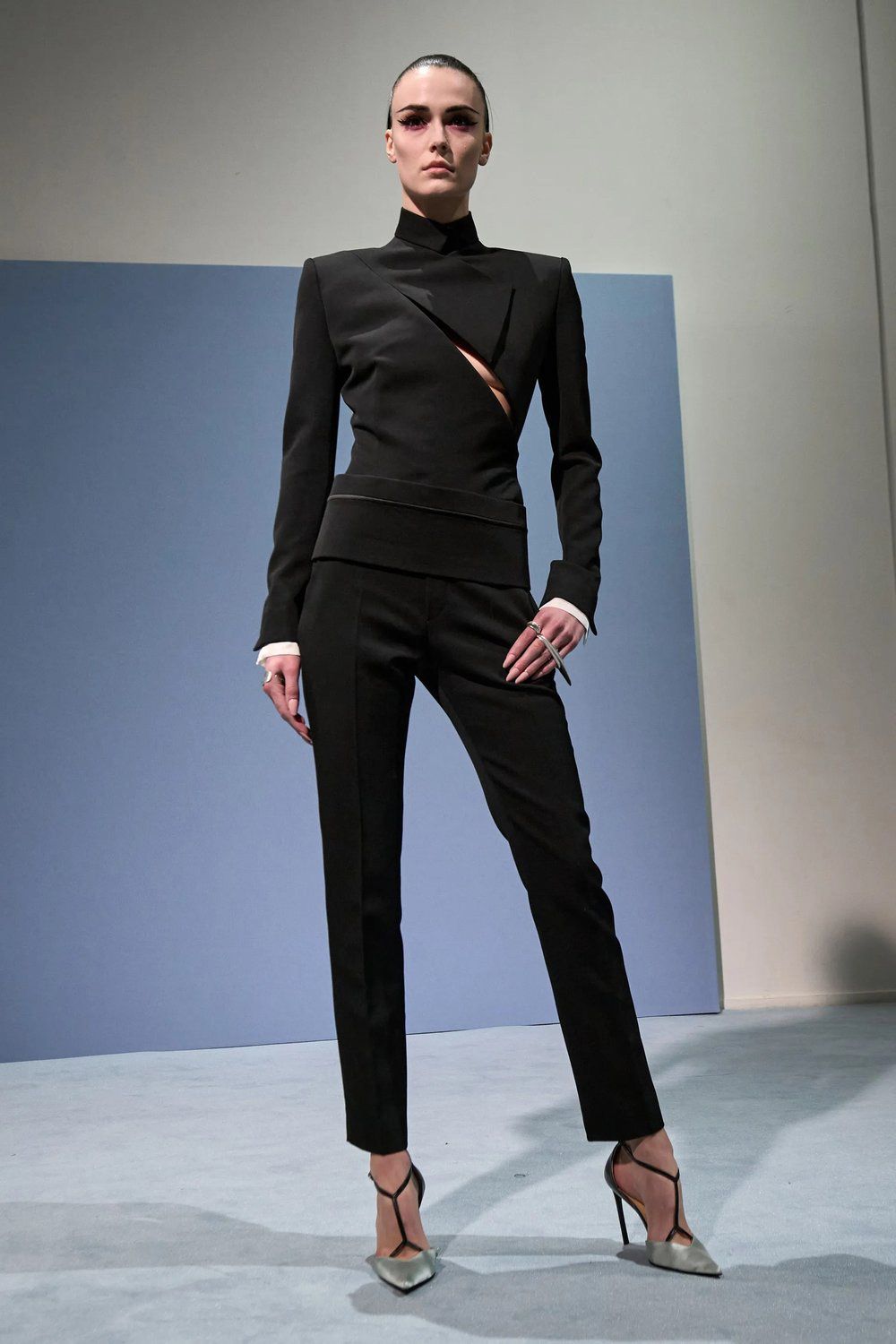 Jean Paul Gaultier Spring 2023 Couture Gorunway 18.jpg