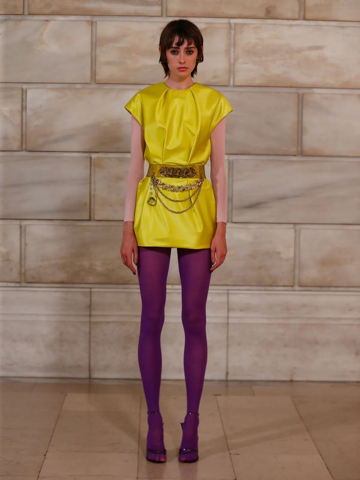 metal-marc-jacobs-05.webp