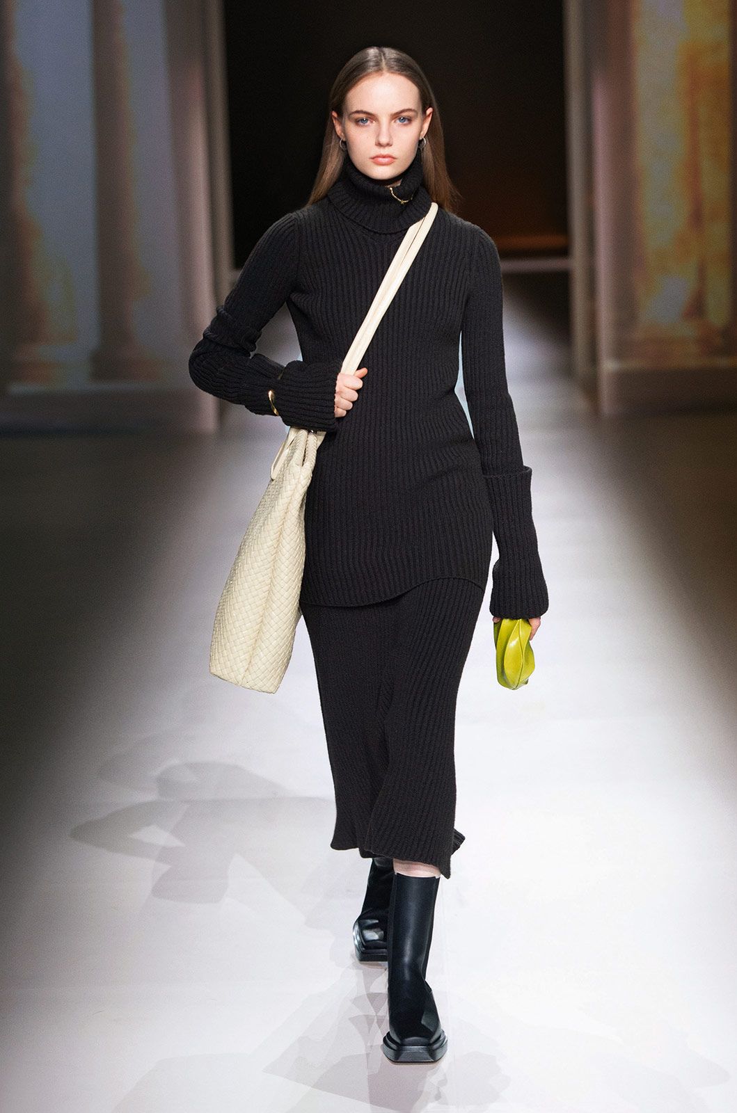 Bottega Veneta F W 2020 Metalmagazine 15.jpg