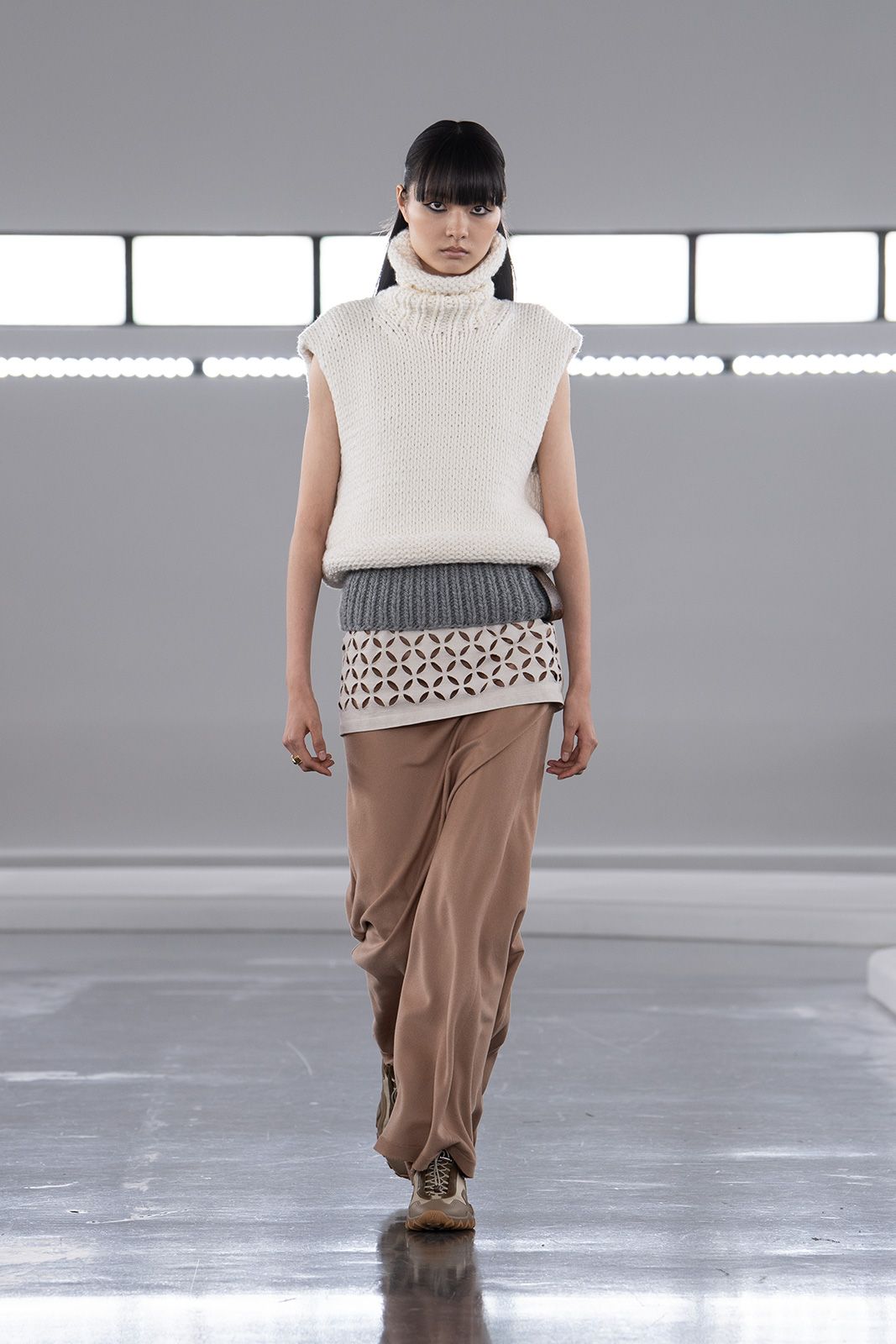 Louis_Vuitton_Women_s_Pre-Fall_2024_37.jpg