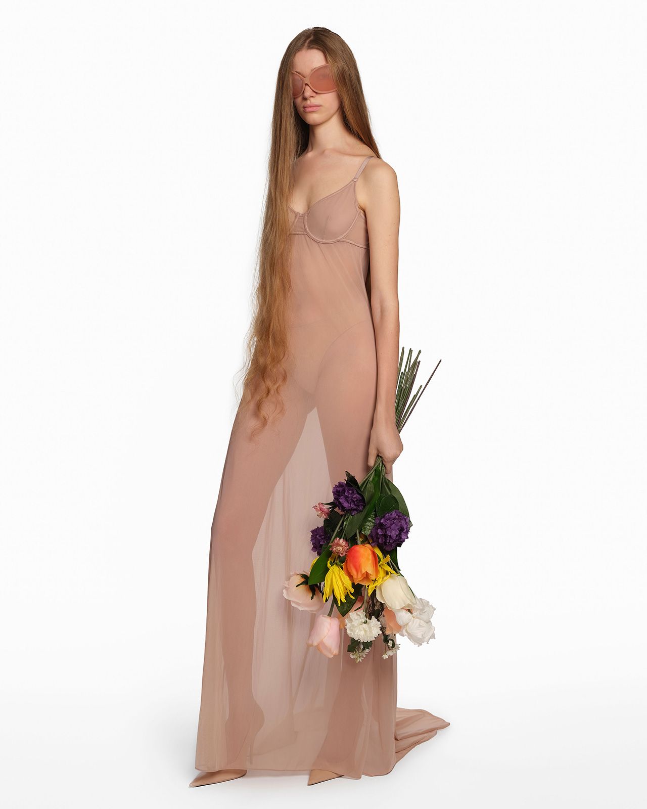 BALENCIAGA-SPRING-26-IMAGE-LOOK-47_LIZ.jpg