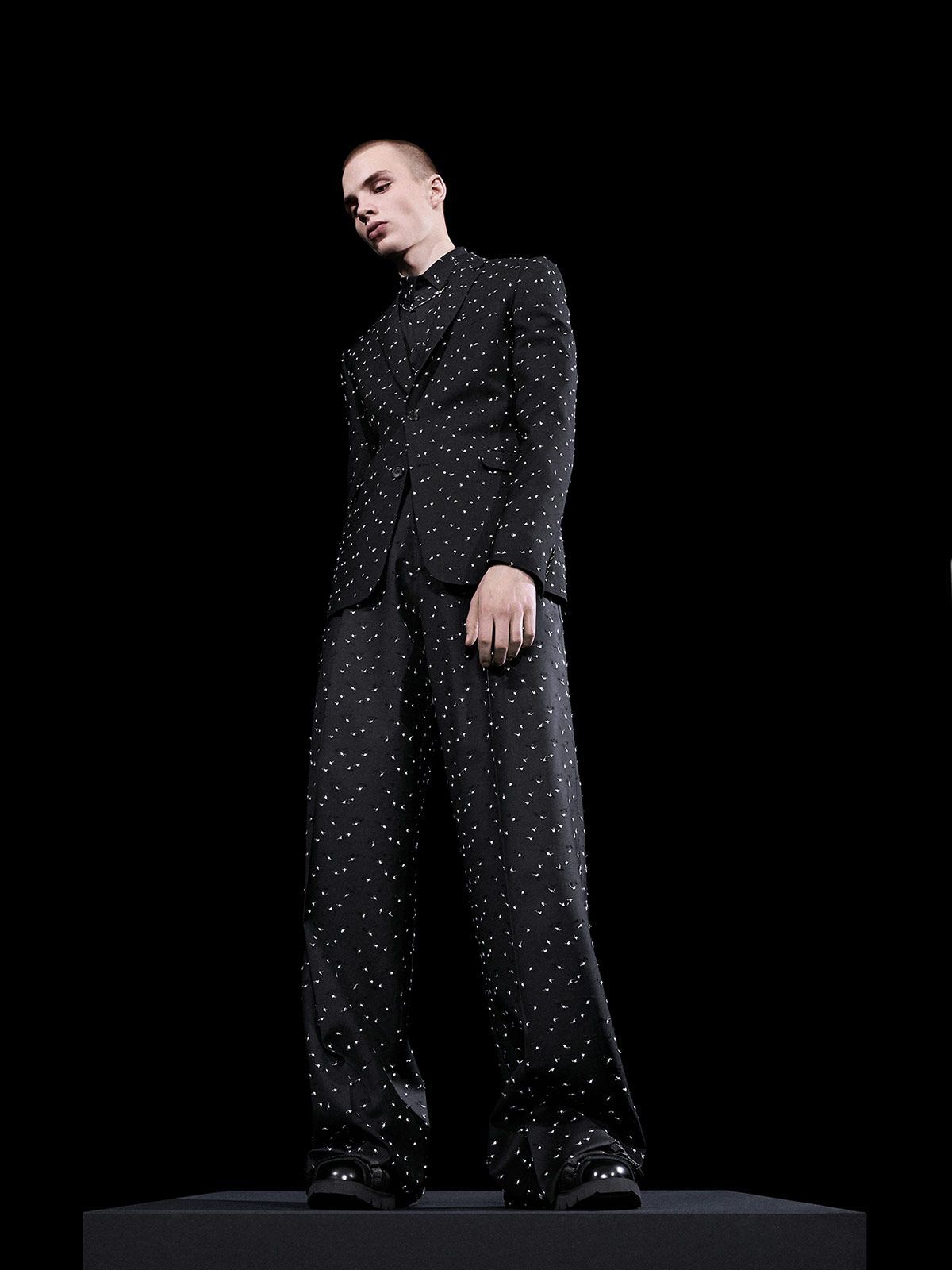 34 Fall 17 Looks Alessio Bolzoni Hd.jpg