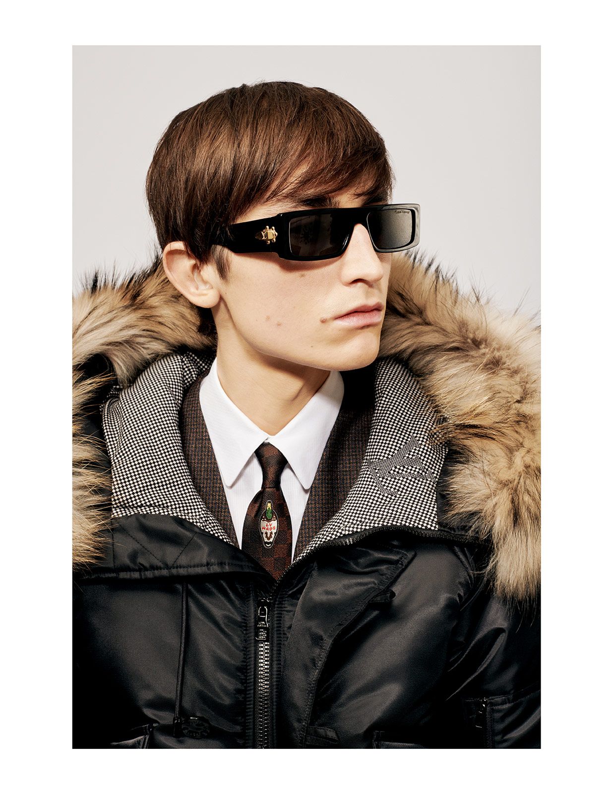 Louis Vuitton L V2 Metalmagazine 5.jpg
