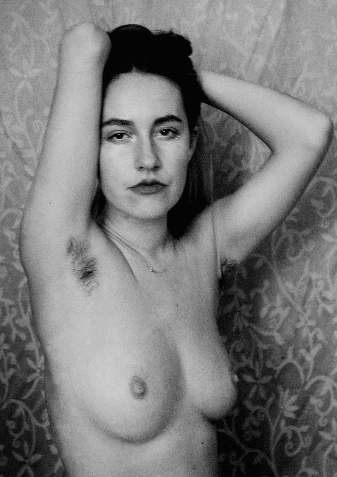 Veronique Charlotte Metalmagazine 3.jpg