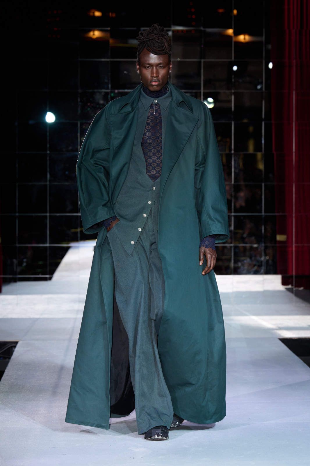 Haderlump_AW26_Look020_by_James Cochrane_for_BFW_PRESS.jpg