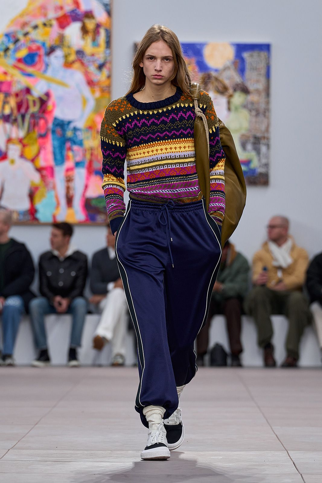 LOEWE_FW24_MW_SHOW_51.jpg