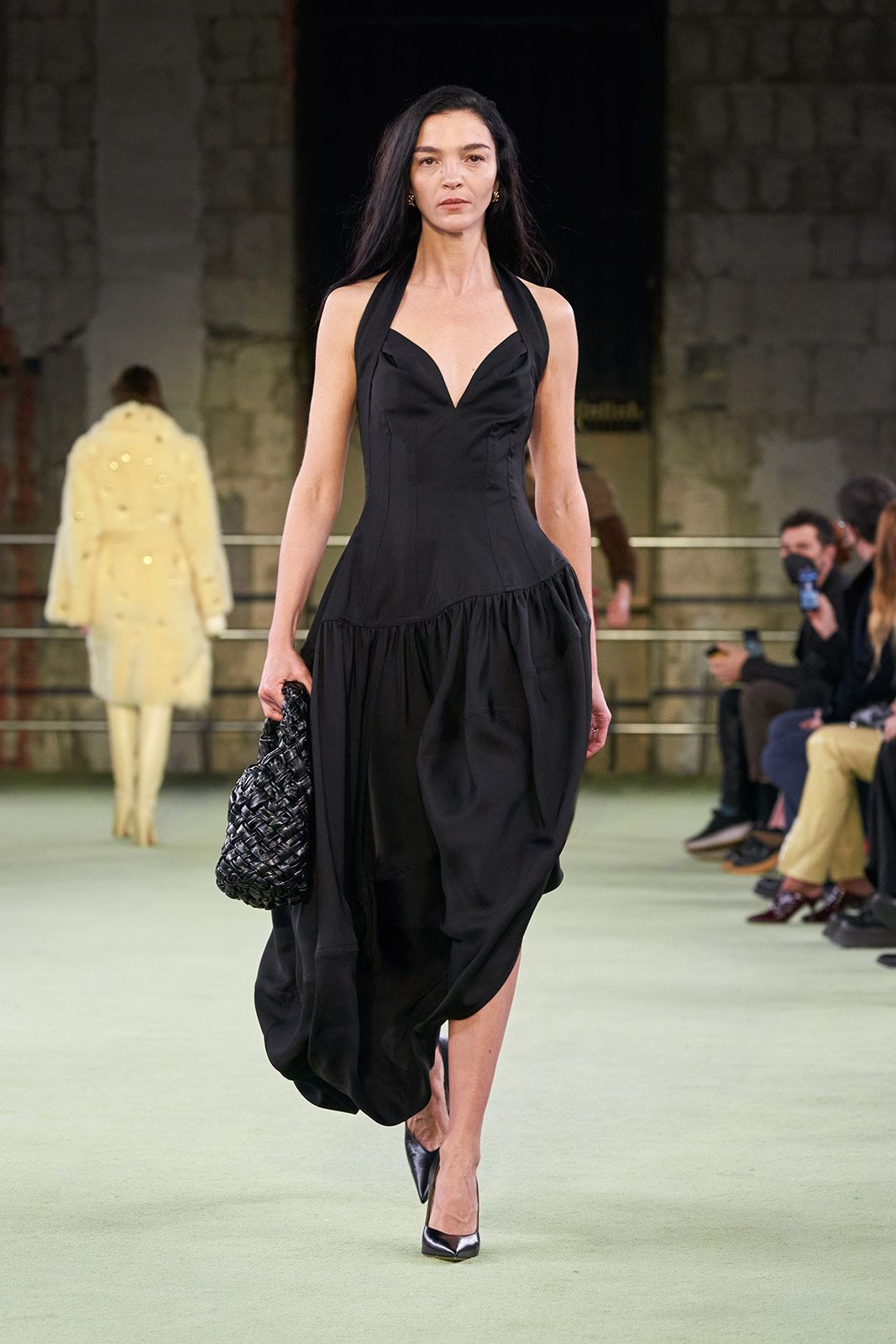 Bottega Veneta W22 054.jpg