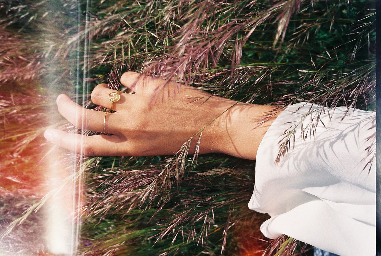 Poema Jewels Metalmagazine 2.jpg