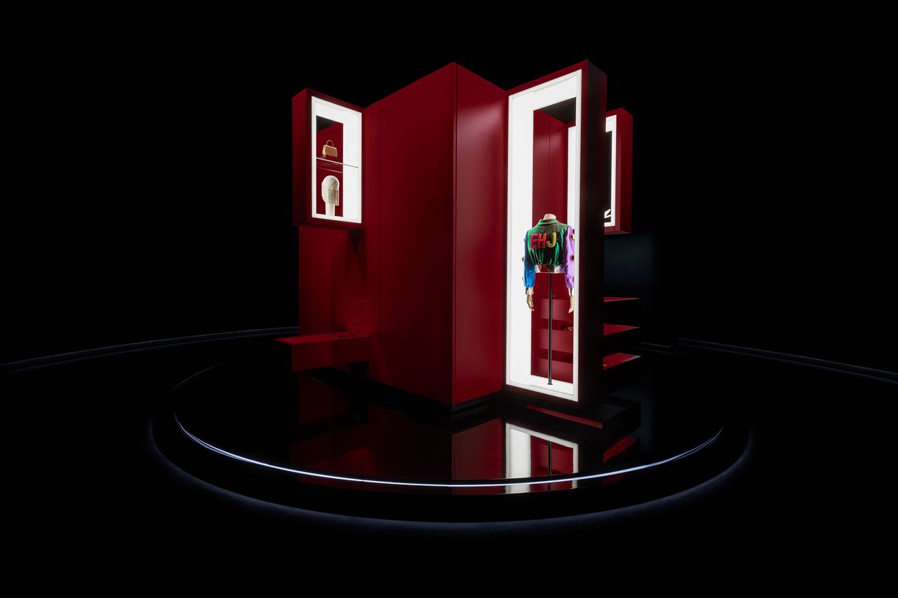 Gucci Cosmos 3.jpg