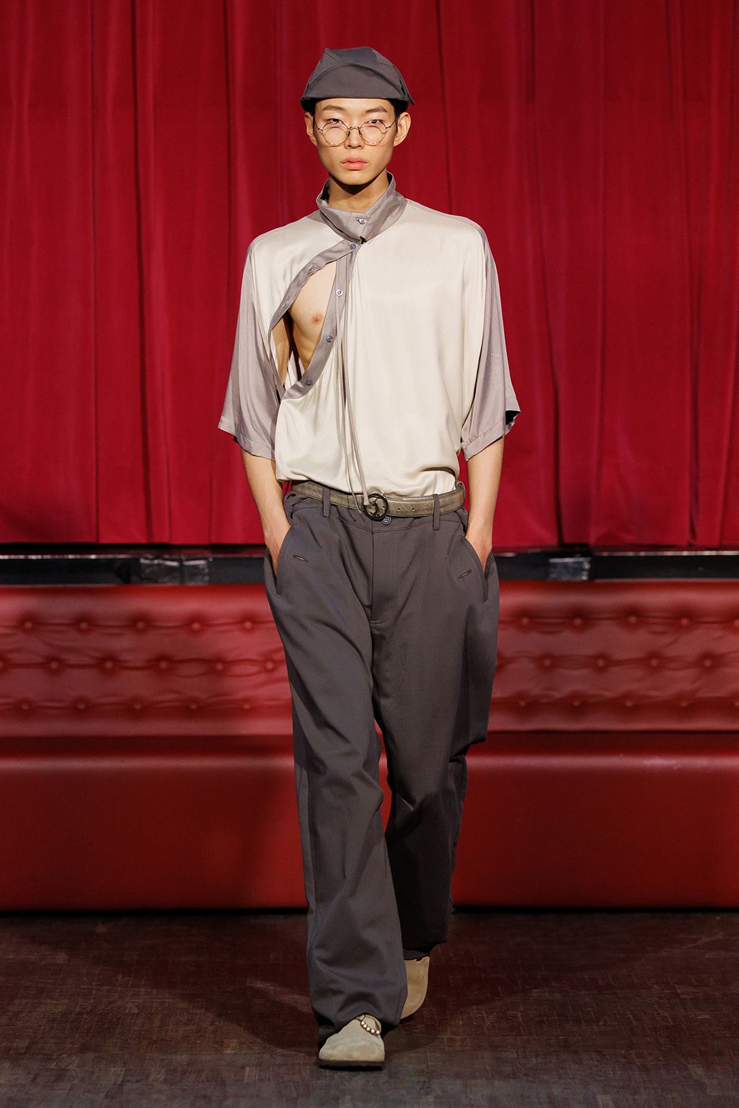 Saul-Nash_SS26_runway_press_look002.jpg