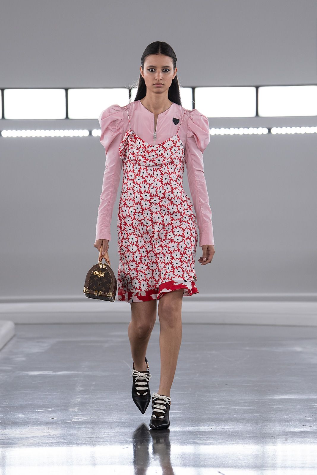 Louis_Vuitton_Women_s_Pre-Fall_2024_22.jpg