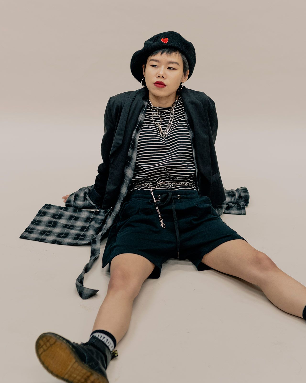 Arabelle Zhuang Metalmagazine 5.jpg