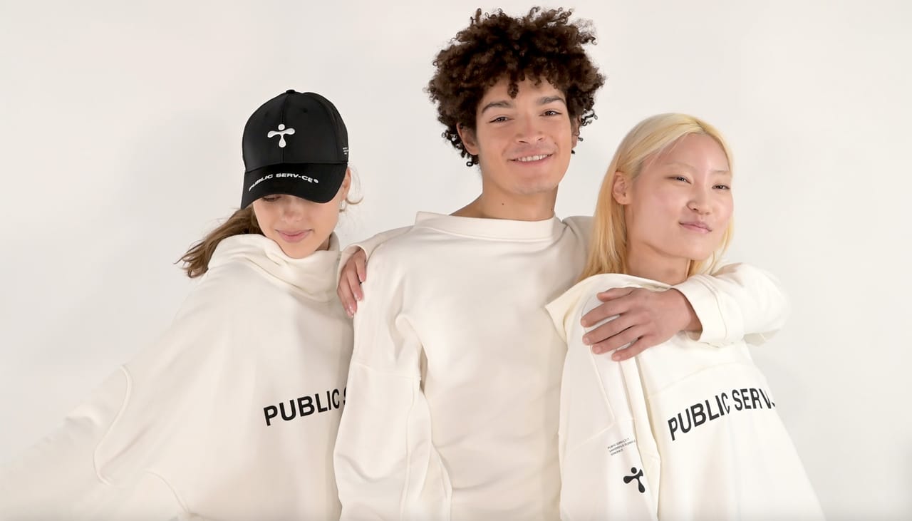 Public Serv Ce Metalmagazine 10 2.jpg