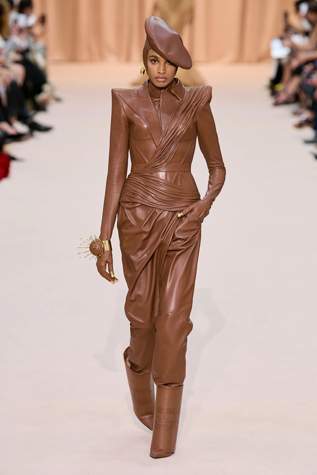 00048 Jean Paul Gaultier Fall 2022 Couture Credit Gorunway.jpg
