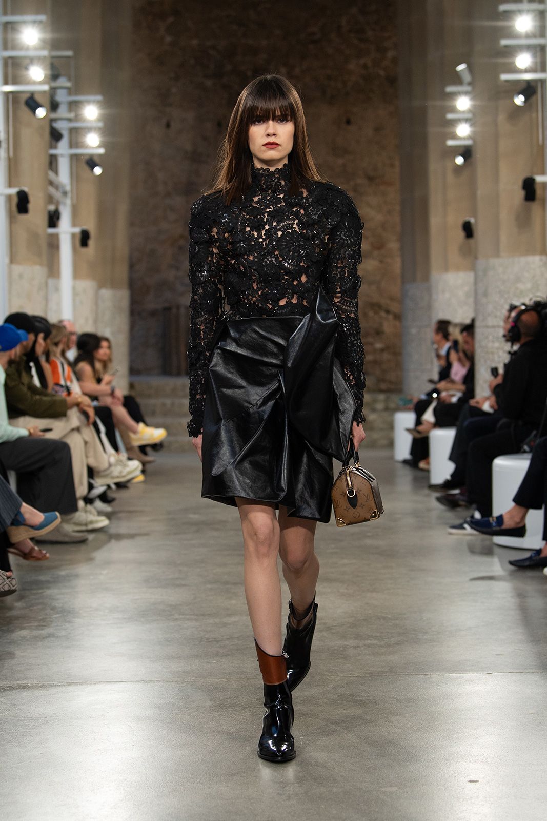 Louis-Vuitton_CR25_44.jpg