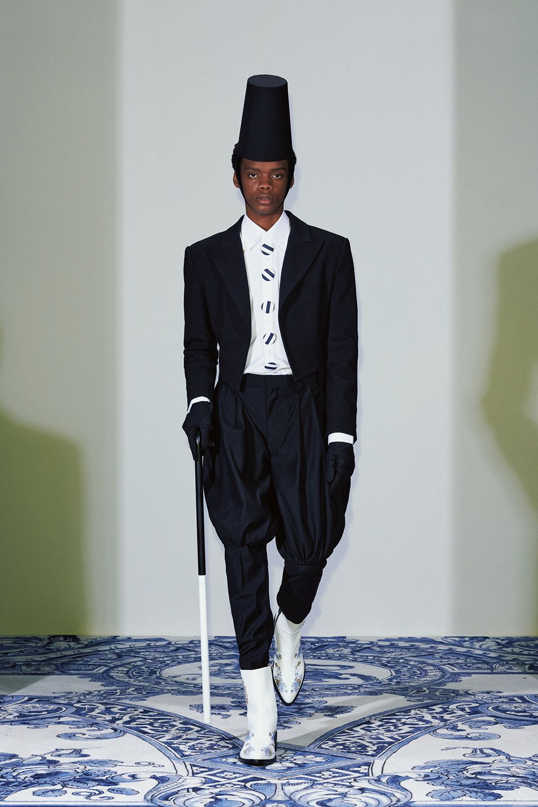 Xander_Zhou_S_S_2025_14.jpg