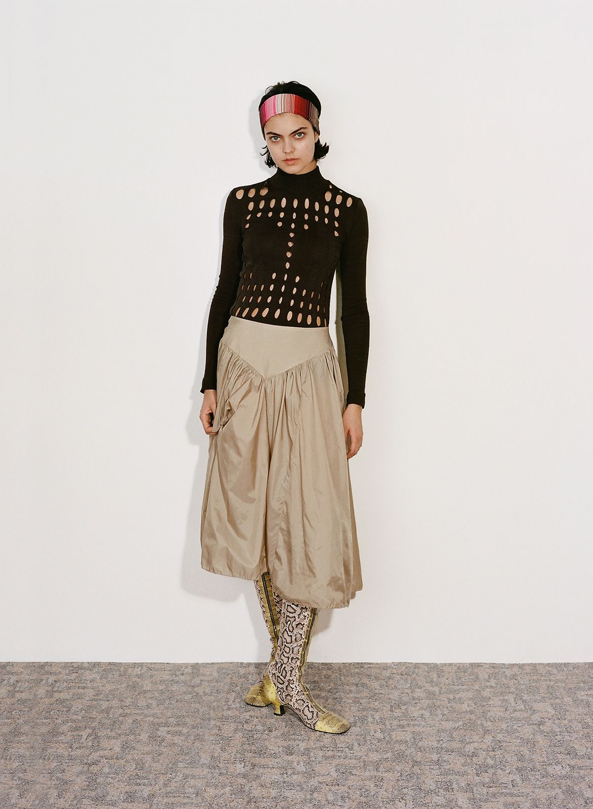 Anne Isabella Metalmagazine 15.jpg