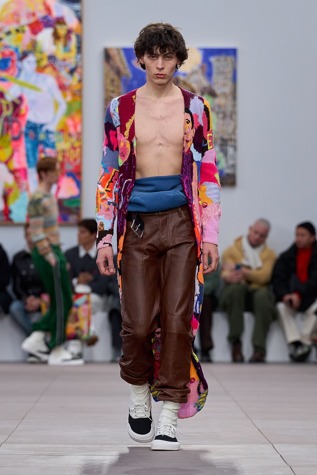 LOEWE_FW24_MW_SHOW_14.jpg