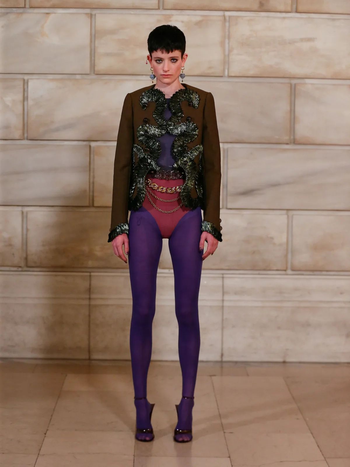 metal-marc-jacobs-16.webp
