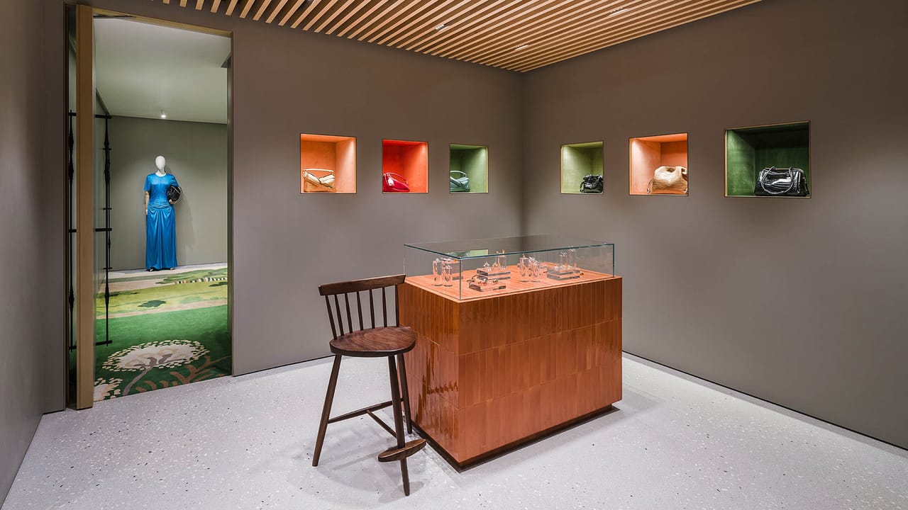 Loewe-Montaigne_5.jpg