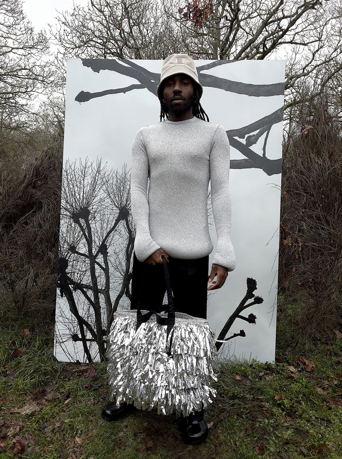 Loewe F W23 Preco Jt Campaign Dev Hynes Rgb Cropped 4x5 Lo E250123 0717.jpg
