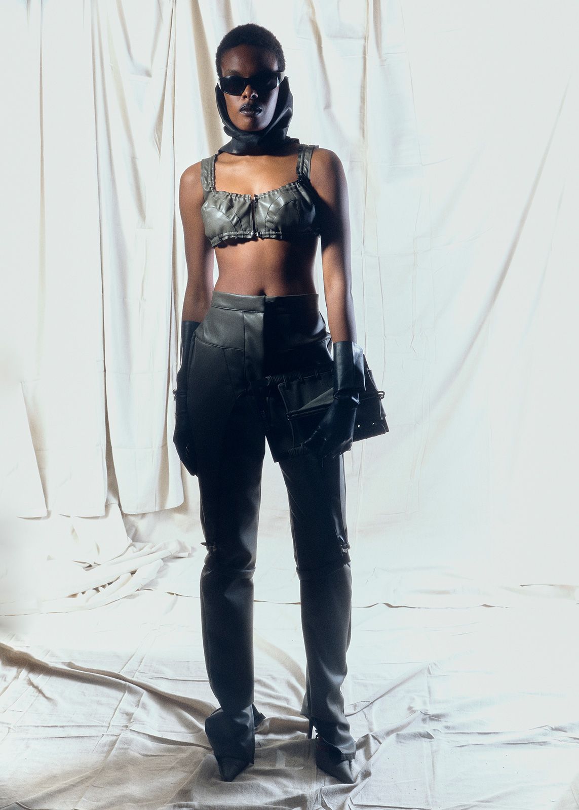 Elena Velez Metalmagazine 23.jpg