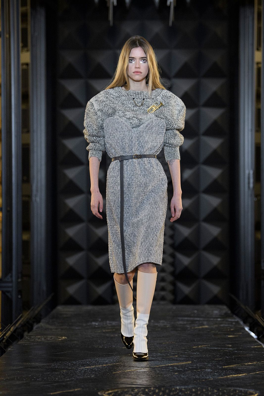 Louis Vuitton F W2324 Look 07.jpg
