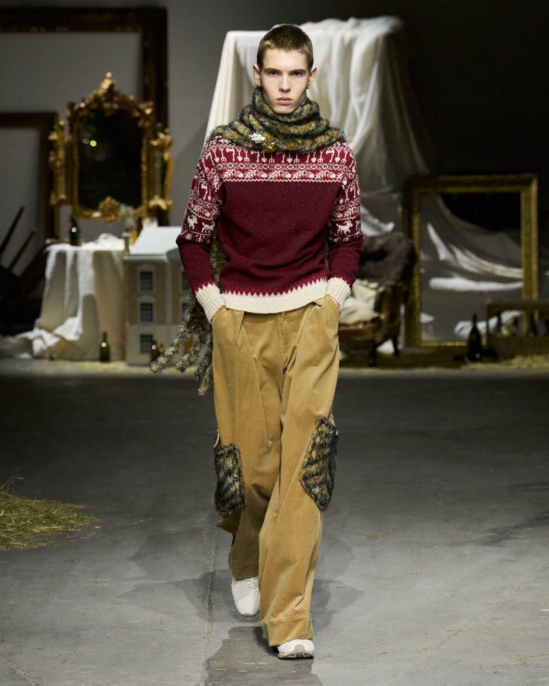Oscar Oyuang F26 Look 20.jpg