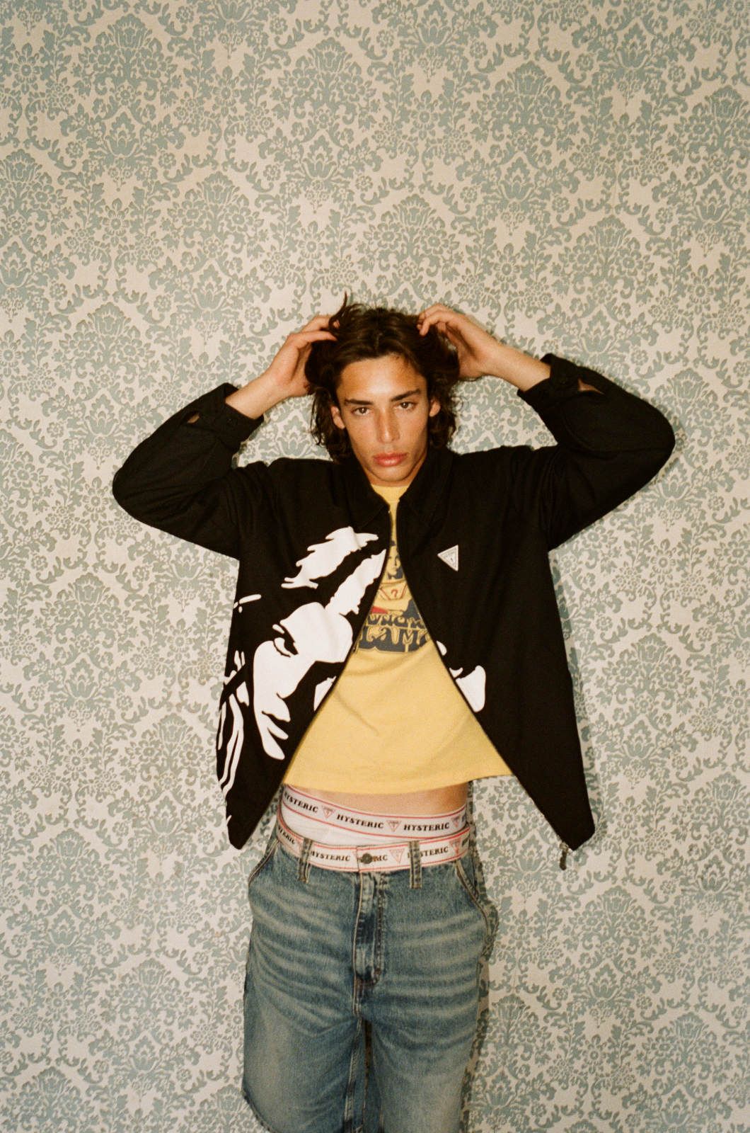 Guess_Jeans_x_Hysteric_Glamour_8.jpg