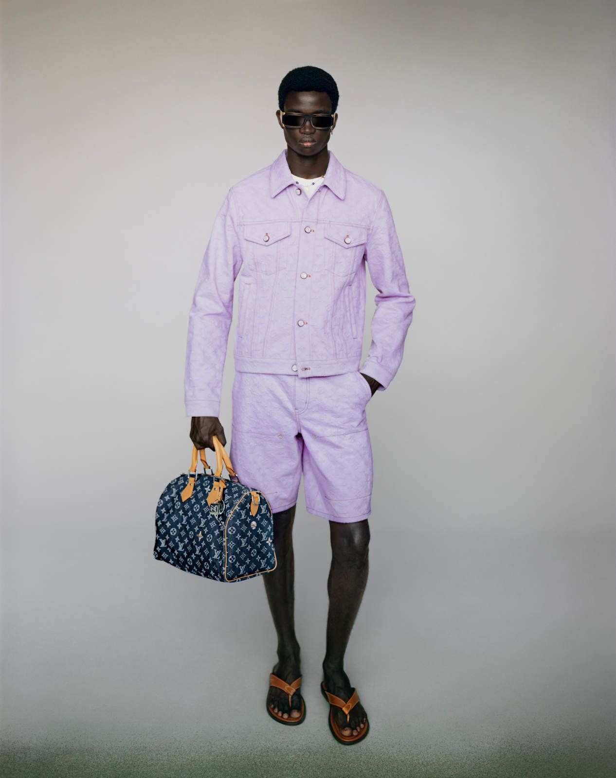 LOUIS-VUITTON-MEN-SPRING-26_15.jpg