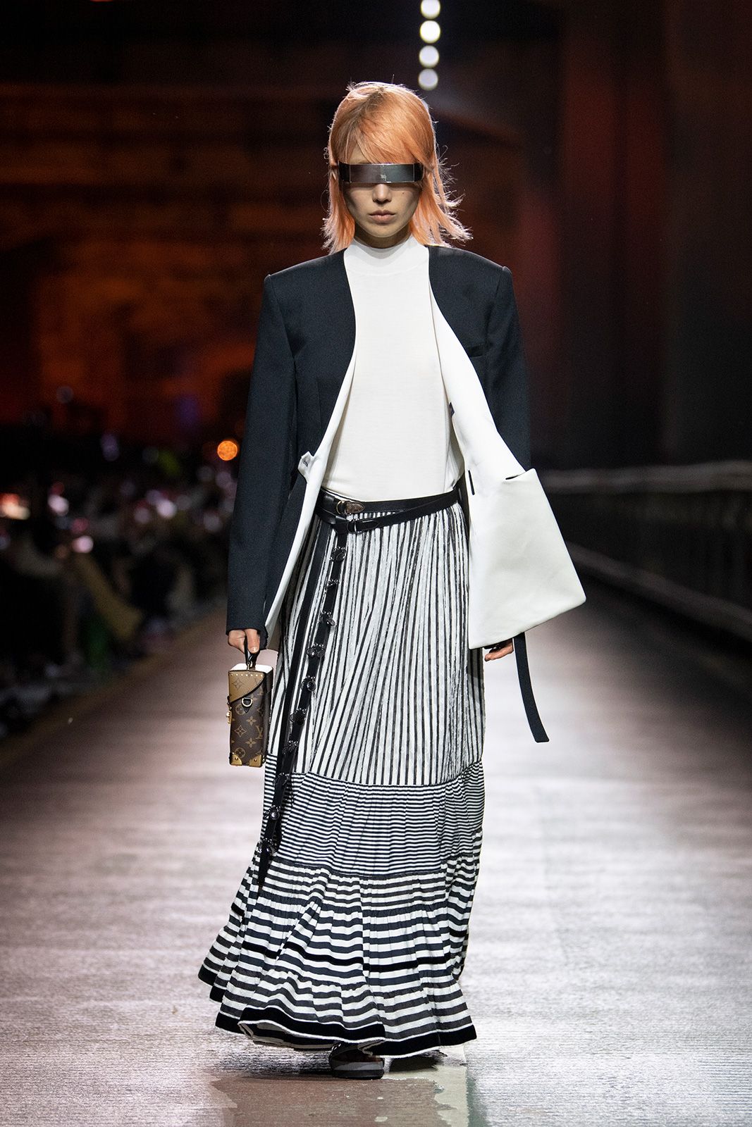 Louis Vuitton Prefal L23 38.jpg