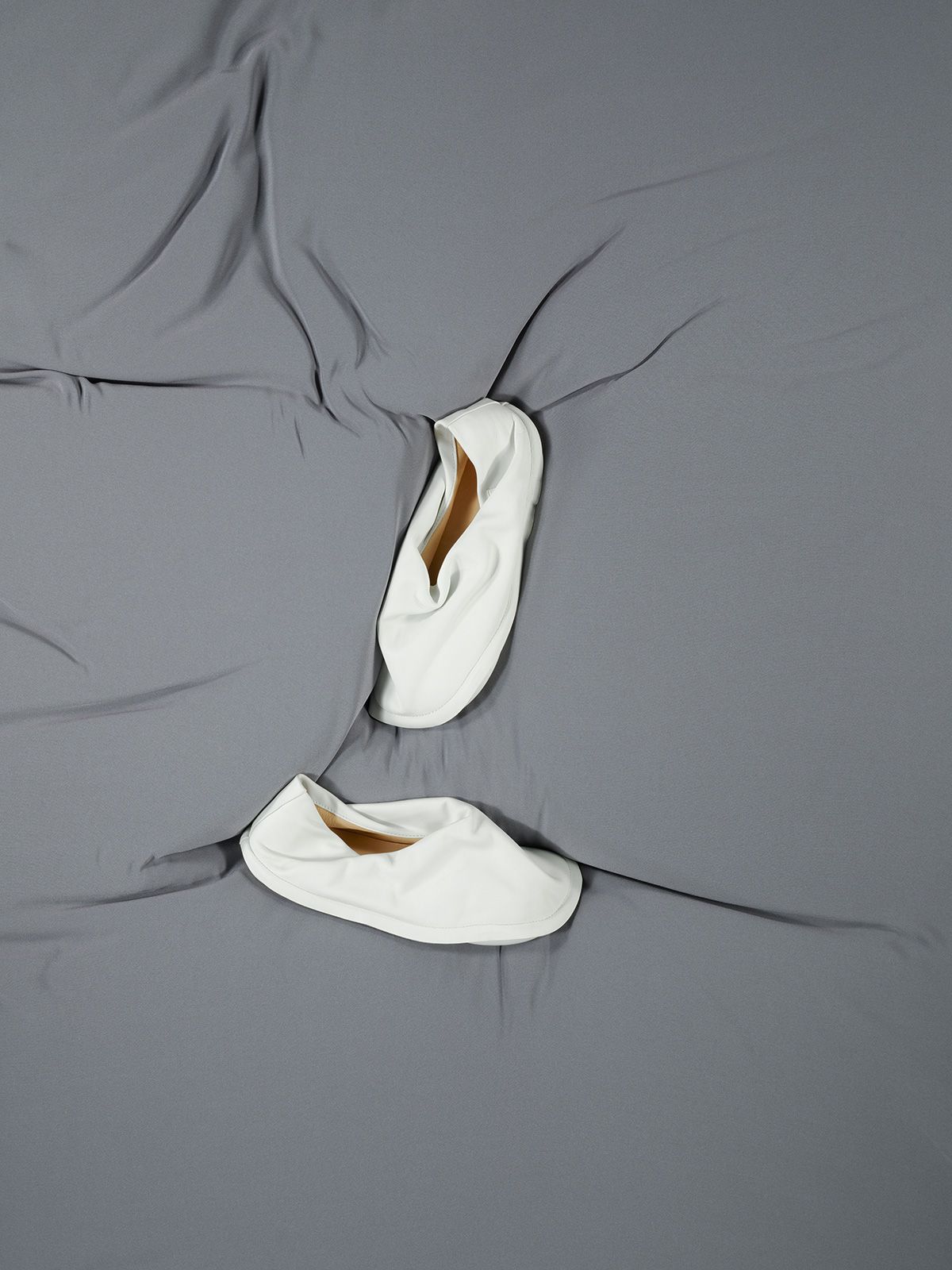 Issey-Miyake-Camper-202527583.jpg