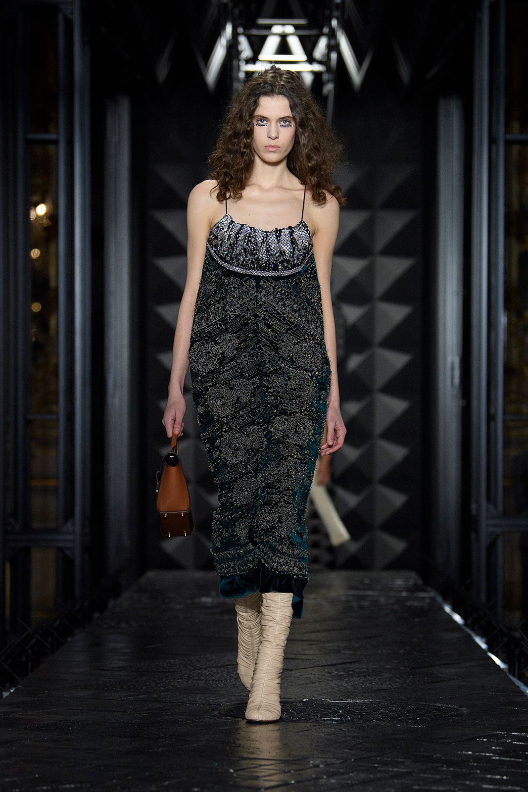 Louis Vuitton F W2324 Look 26.jpg